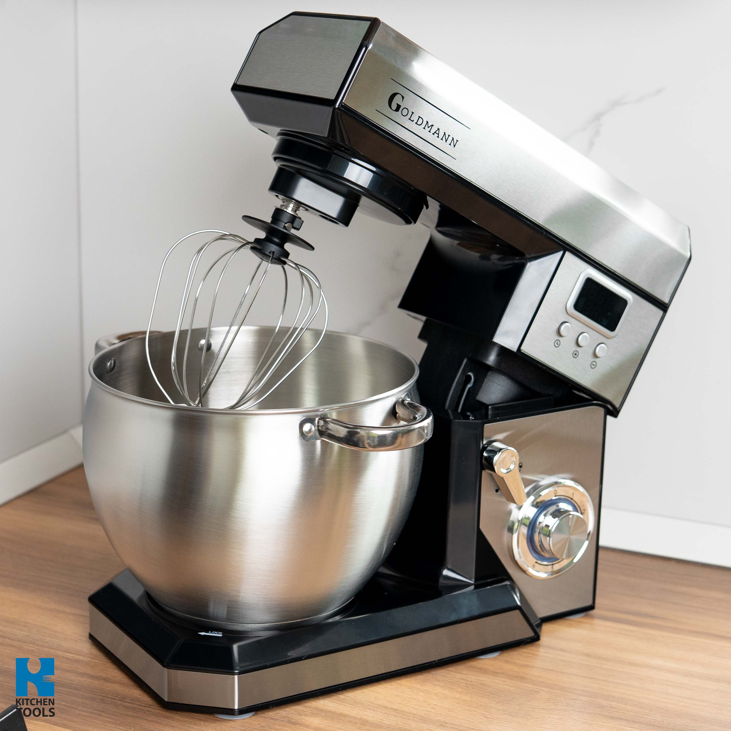Mixer planetar, 2200 W, Bol 8.5 L Inox, 5 Accesorii, 6 Viteze, Timer/Cronometru, Angrenaje metalice, Carcasa inox, GOLDMANN, Gri