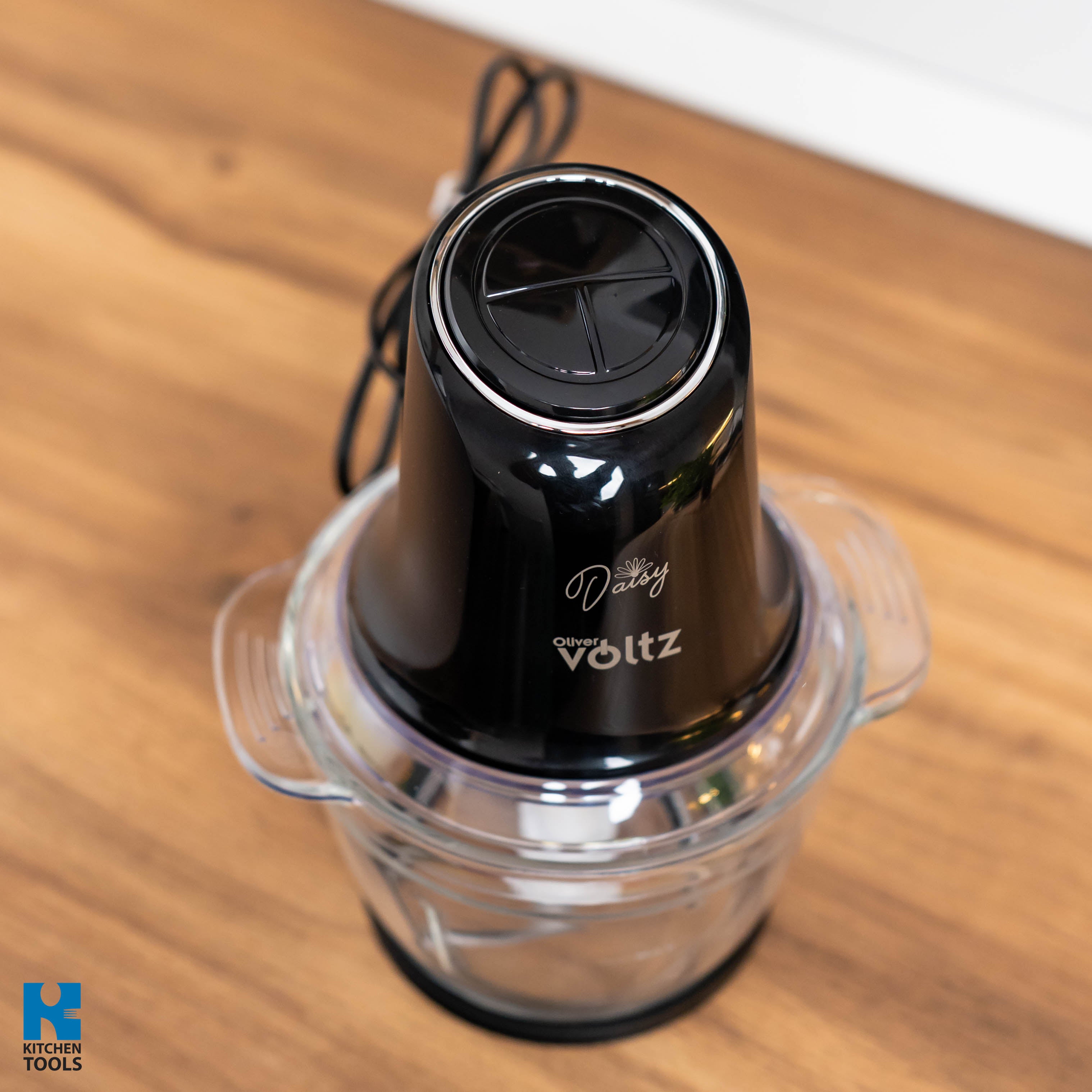 Tocator pentru alimente/gheata, vas din sticla 1 litru, 2 lame inox, 600W, sistem antialunecare, Oliver Voltz Daisy, negru