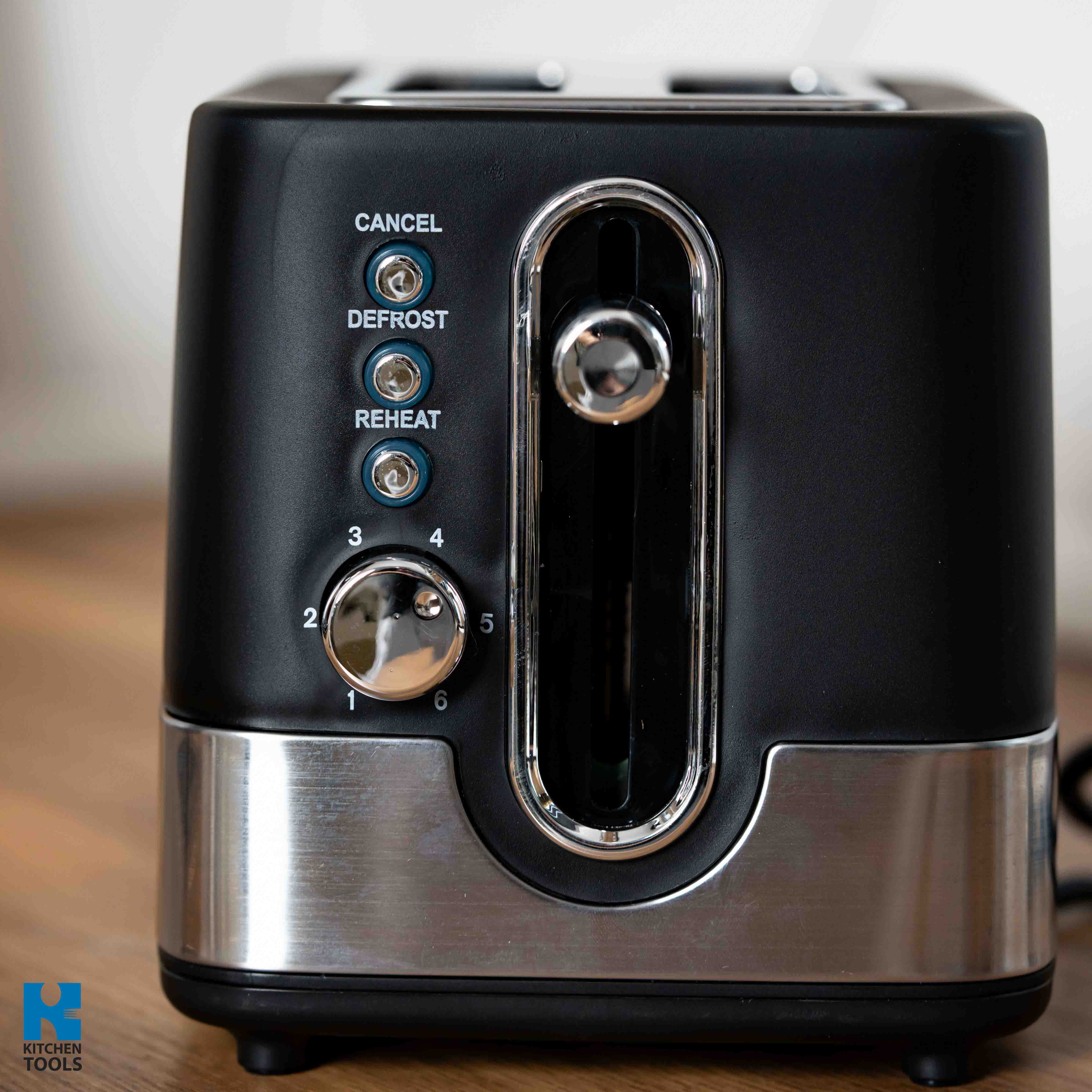 Prajitor de paine, 2 felii, 6 trepte, 800W, Cool Touch, control electronic, functie decongelare, Oliver Voltz, alb