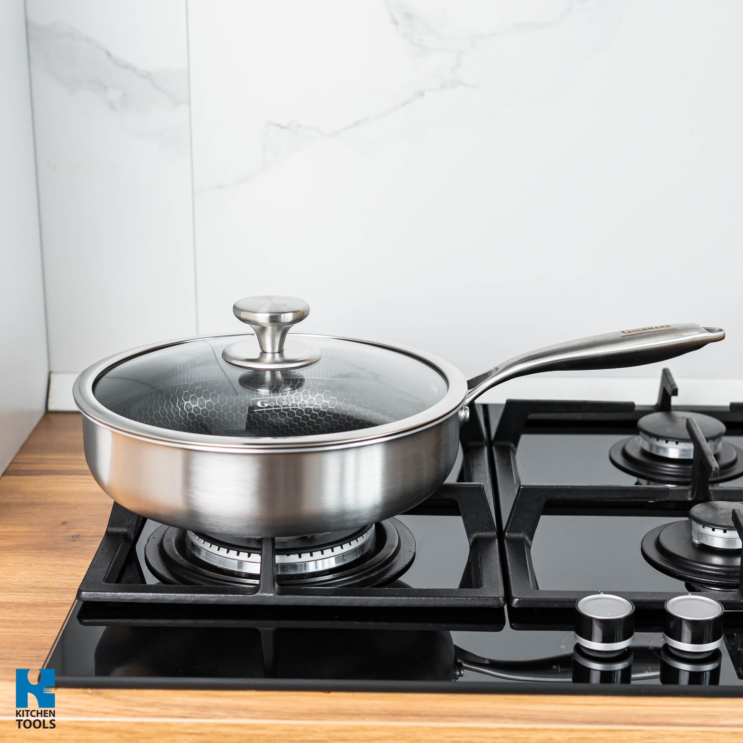 Tigaie inalta hybrid FUSIONHEX PRO, 24x6cm, capac sticla, suprafata anti-zgarieturi, antiaderenta, inox 18/10, Goldmann