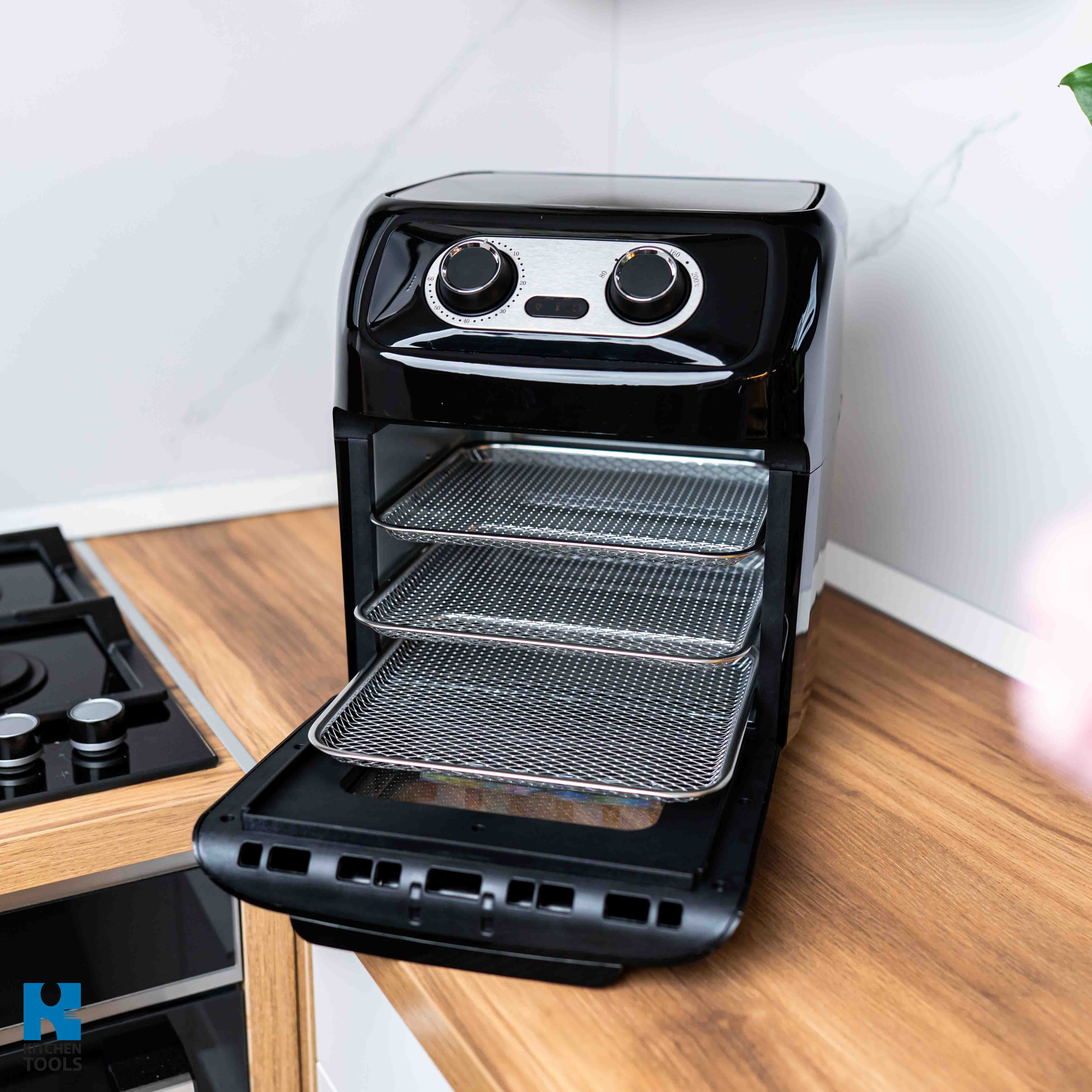 Cuptor Airfryer XXL 12 in 1, 3 zone de gatit, 1800W, 12litri, 12 programe, 7 accesorii, 200°C, timer 60 minute