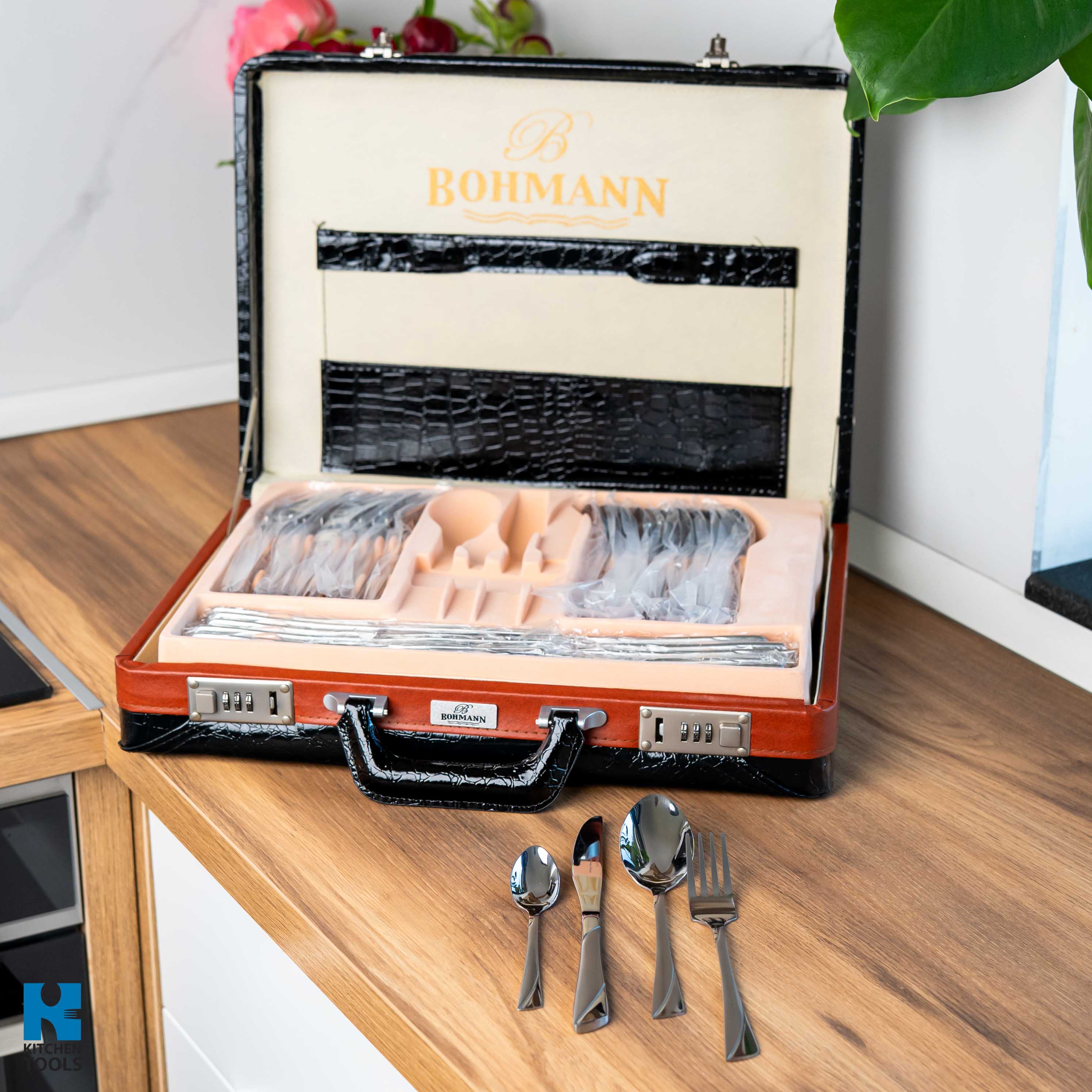 Set tacamuri din inox 72 piese Bohmann, cu diplomat negru, model satinat