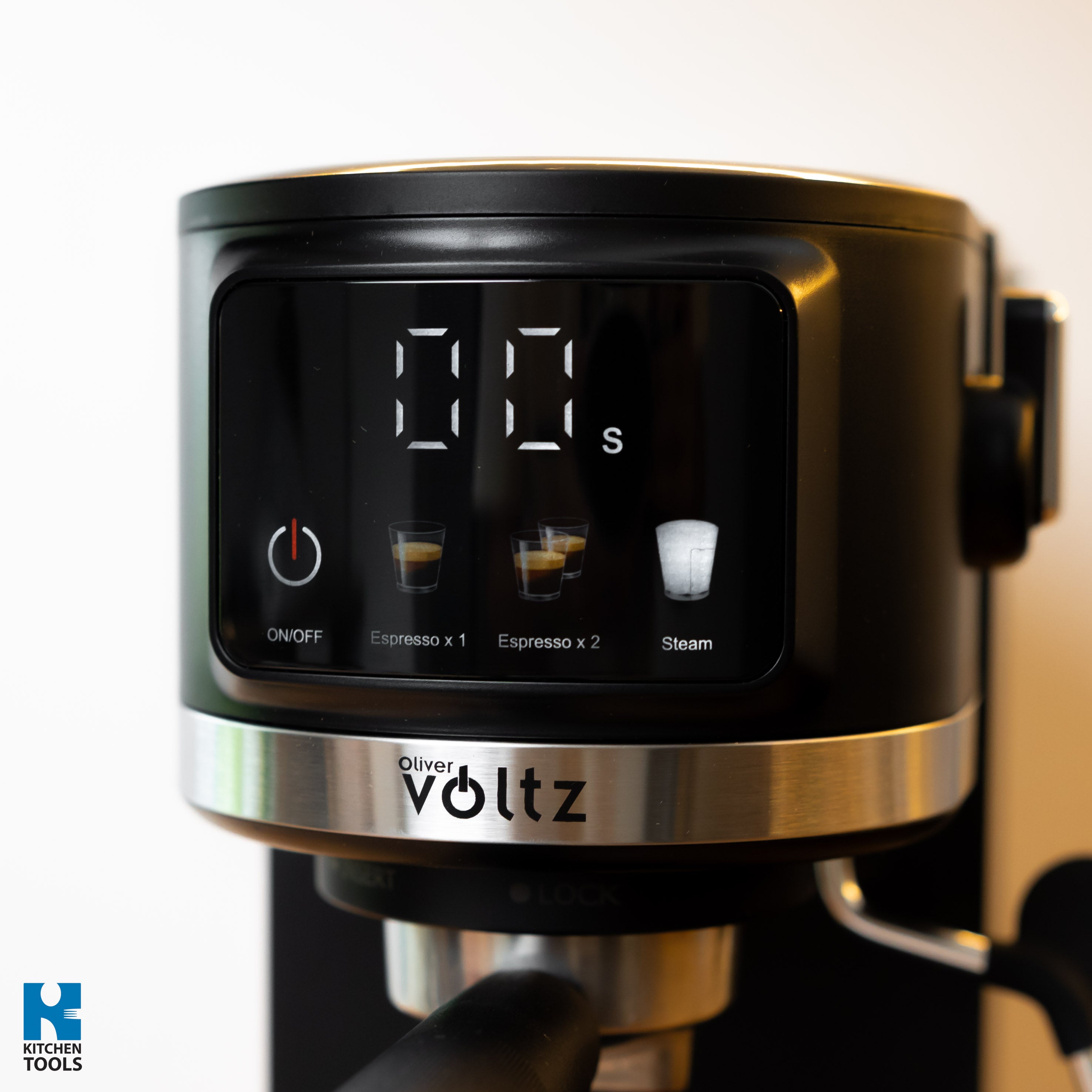 Espressor manual, 20 Bari, rezervor 1.2L, display LED, Functie Spumare, Oliver Voltz