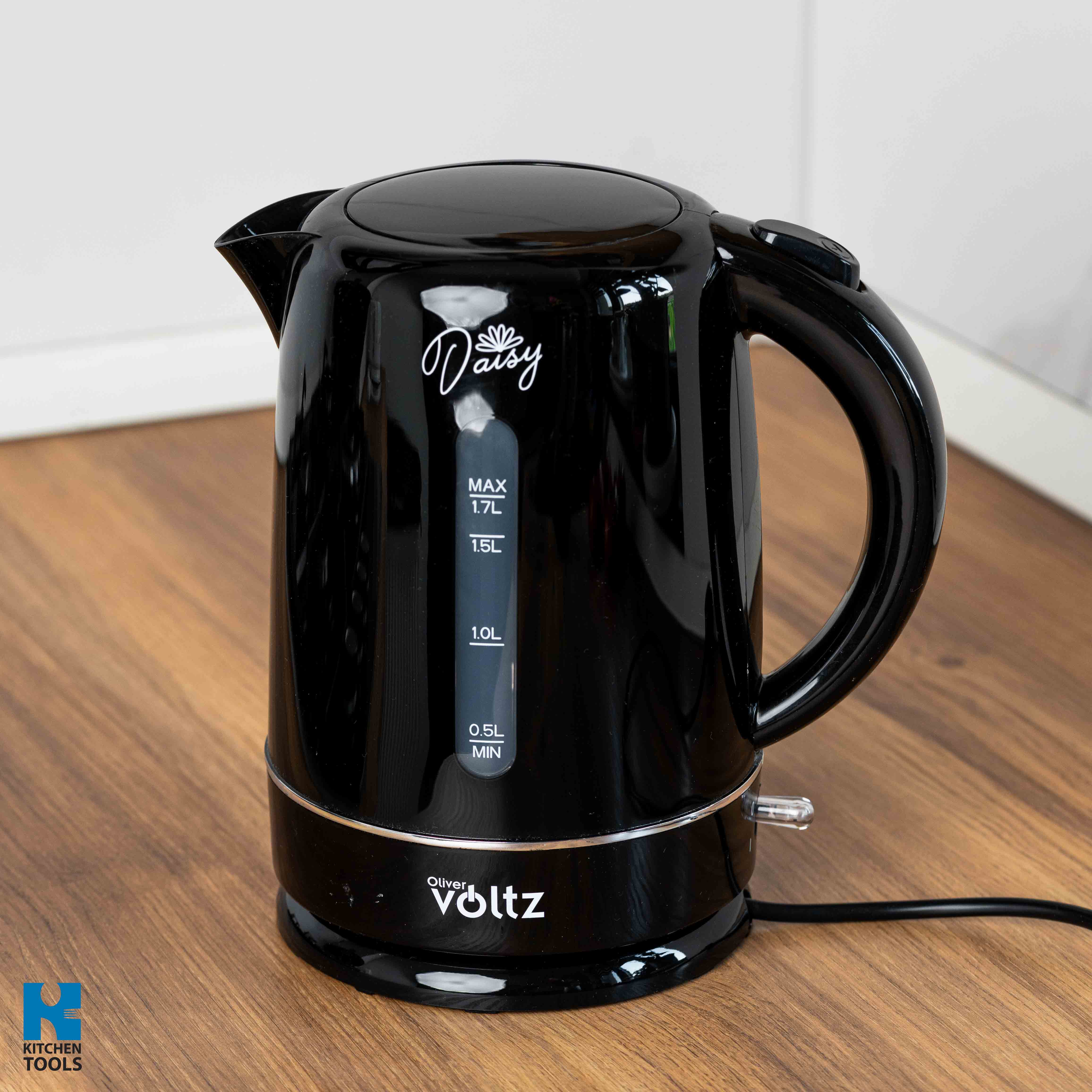 Fierbator electric, 1700ml, 2200W, filtru NYLON,  oprire automata, Baza rotativă la 360°, Oliver Voltz Daisy, negru