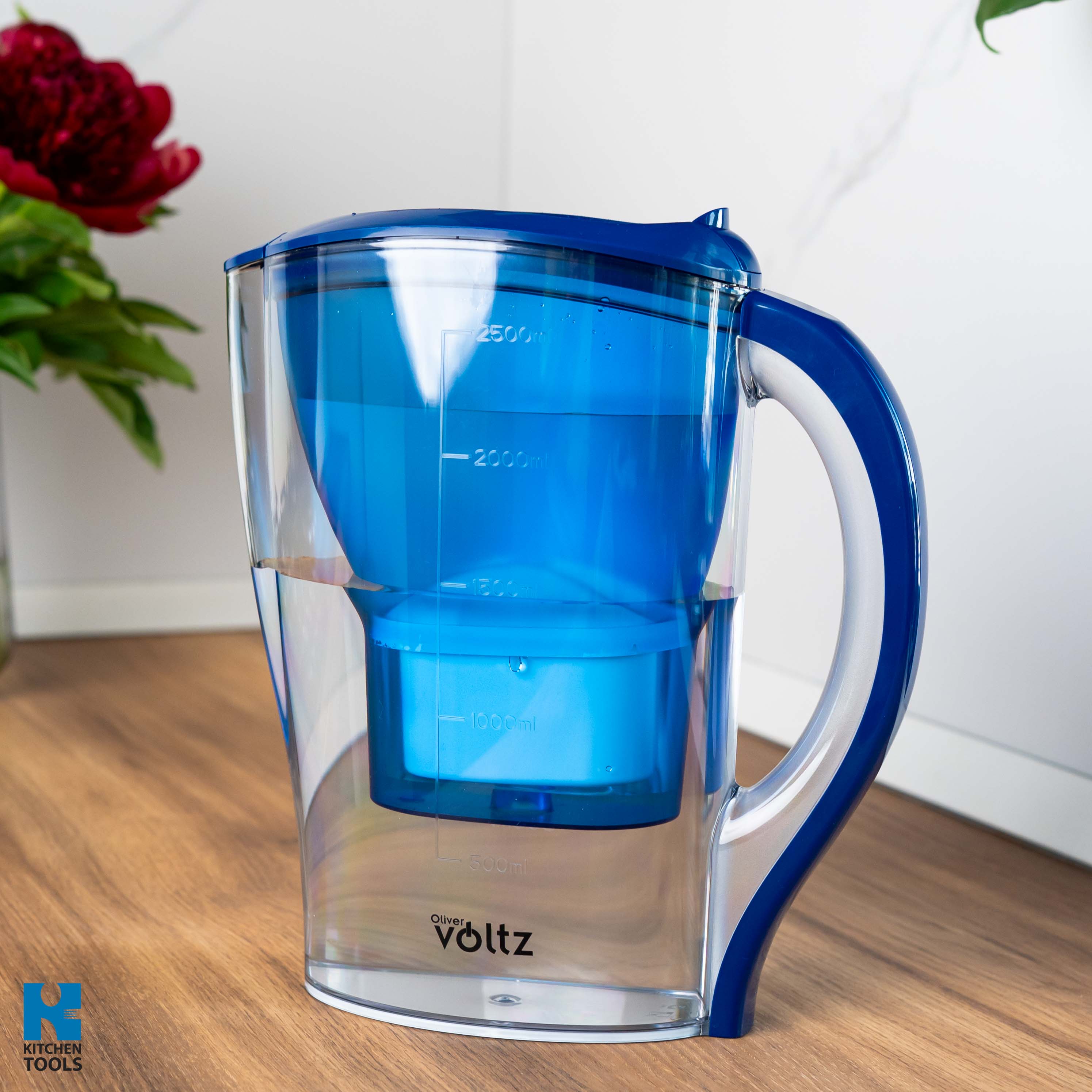 Cană filtrantă apă, capacitate 2.5 L, cu filtru rasina si carbon, indicator uzare filtru, Oliver Voltz