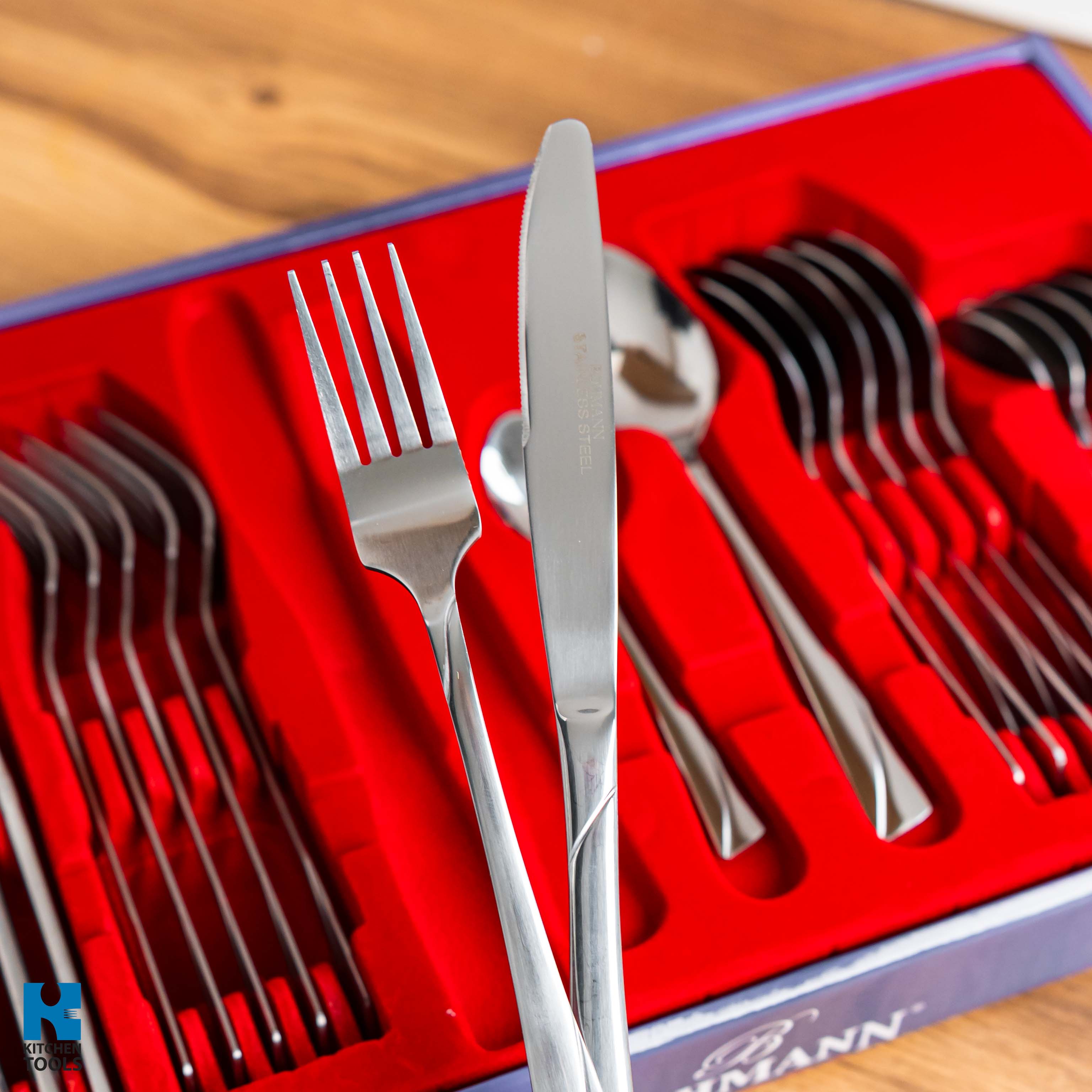 Set tacamuri 24 piese, 6 persoane, finisaj oglinda, otel inoxidabil, Bohmann