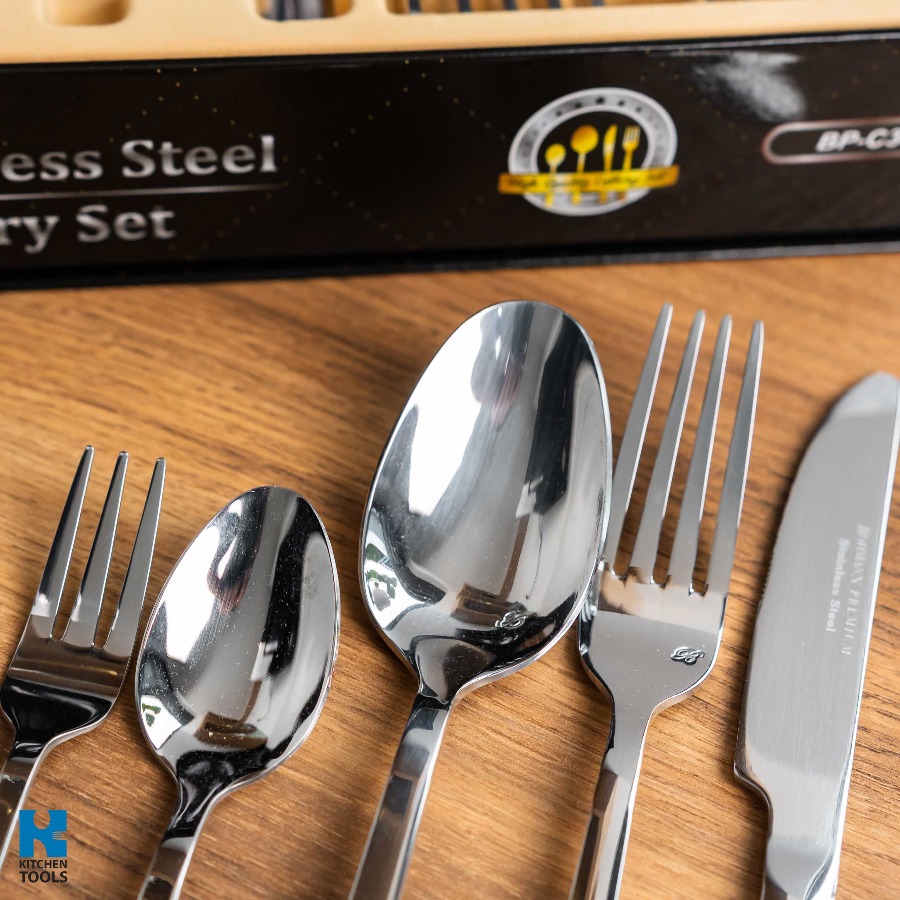 Set tacamuri din inox PREMIUM 18/10, 24 piese, 6 persoane, Bohmann, argintiu