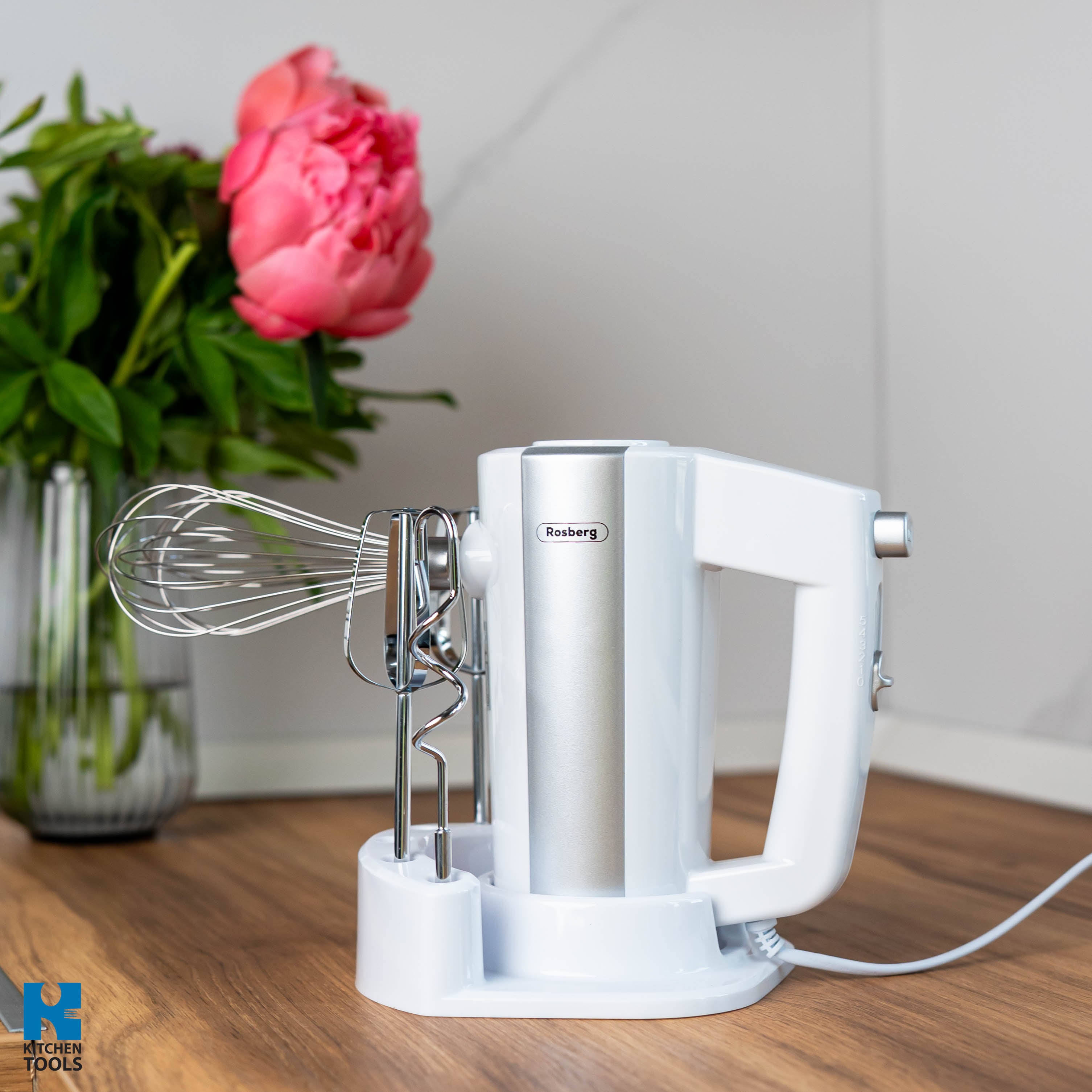 Mixer Manual Rosberg, 300W, cu suport pentru mixer și accesorii, Alb/Argintiu