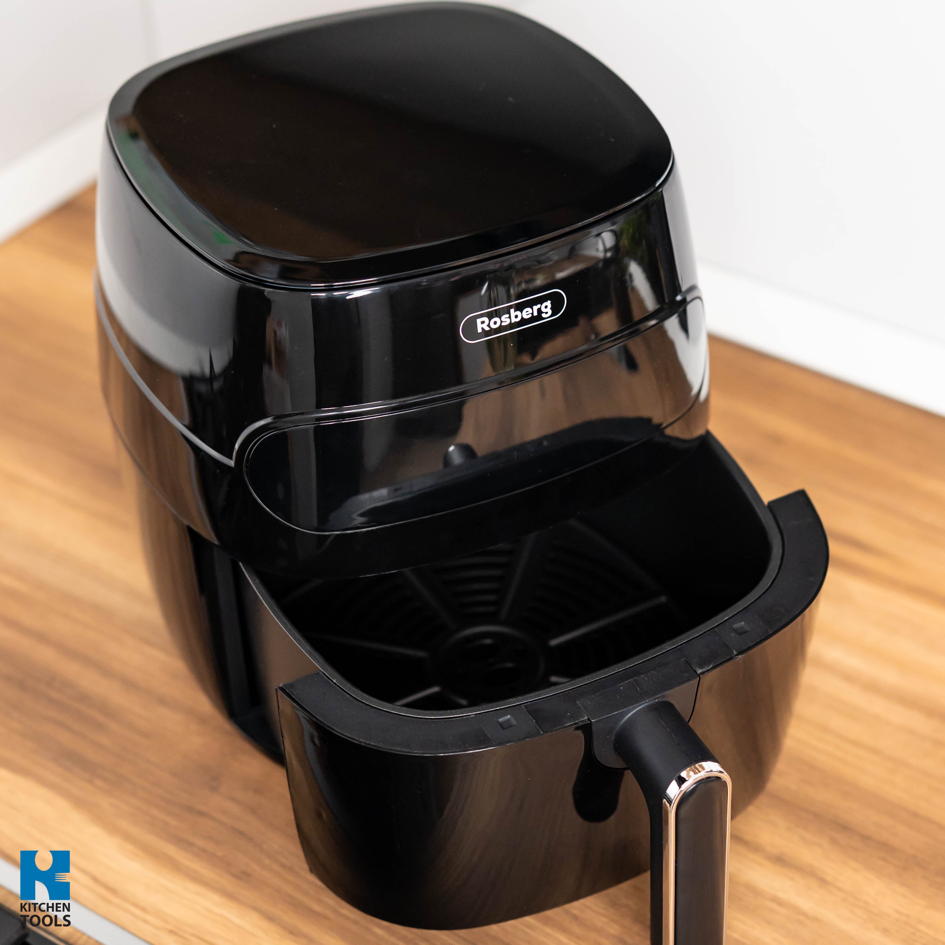 Friteuza AirFryer fara ulei cu aer cald, 7 programe, 5.2litri, 1350W, maner cooltouch, timer 60min, LED, Tactil, 200°C, 360°