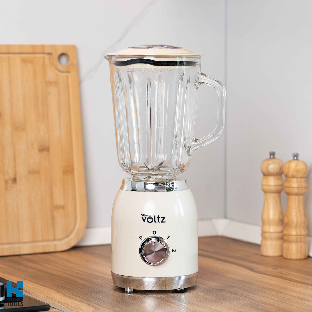 Blender electric cu vas din sticla, 1.5 litri, 600W, 2 viteze + Pulse, 4 lame inox, Oliver Voltz, crem