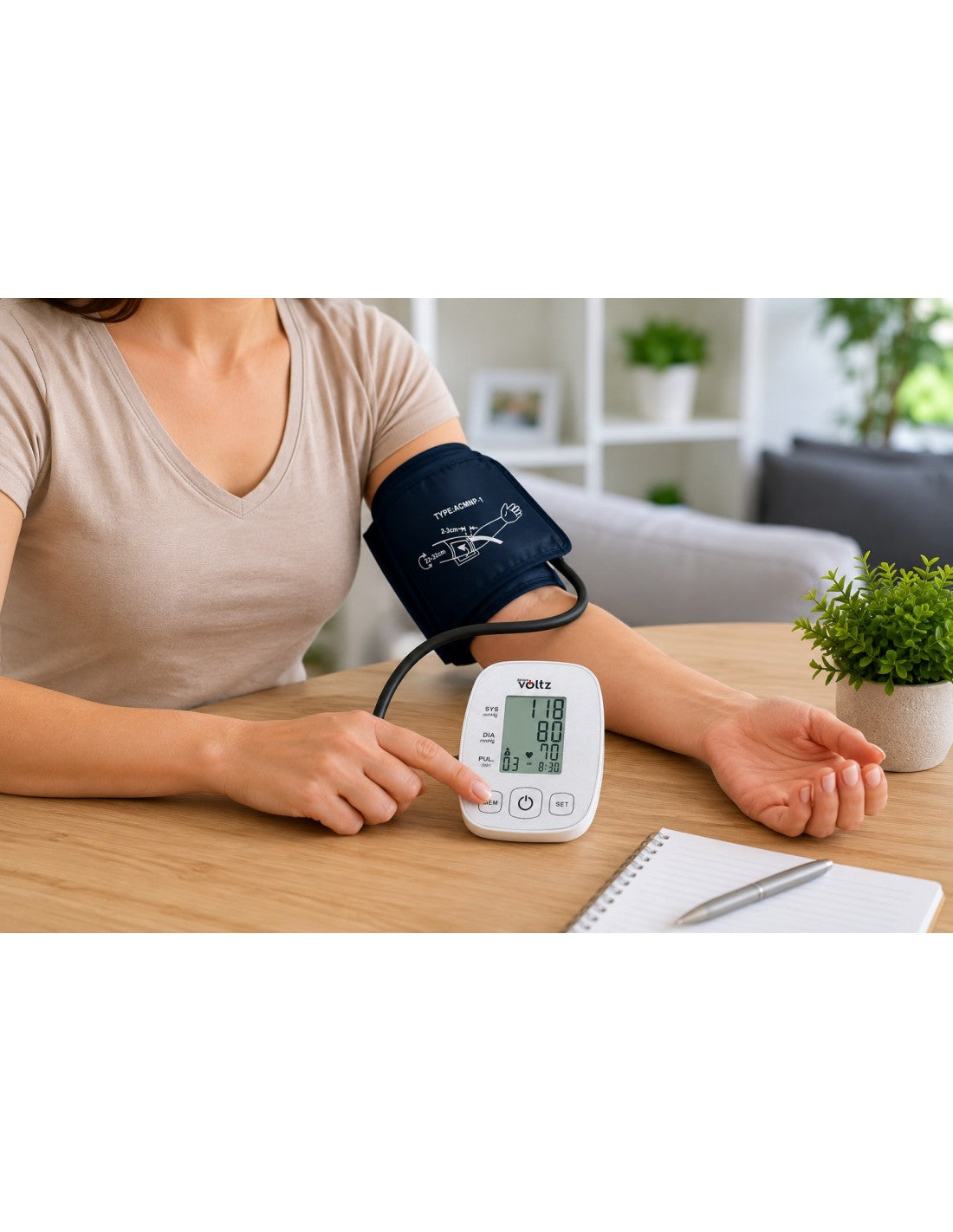 Tensiometru digital de brat, ecran LCD, memorie 2 utilizatori, alimentare USB/baterii, Oliver Voltz